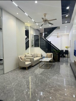 siêu phẩm hoàng văn thái 45m - khu phân lô - ô tô đỗ cửa - sổ nở hậu - ngõ thông - giá 14,7 tỷ