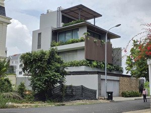 biệt thự quận 2 nở hậu 183,2m2 ~ 196tr/m2 phường an phú. khu dân cư văn minh