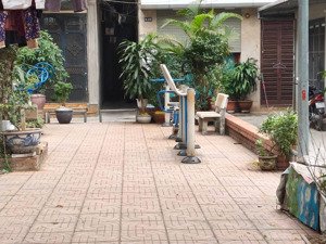 chính chủ bán chtt phố thanh nhàn 40m 1n1k vskk đẹp như chung cư 2 thoáng sđcc ở luôn chỉ 2,65 tỷ