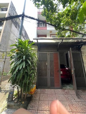 bán nhà đs10, hiệp bình chánh-thủ đức với 68m² giá chỉ 4ty2, hợp đồng thuê 12tr/tháng, gần gigamall