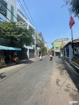 bán nhà hẻm 958/ lạc long quân - cách mặt tiền 30m, 4.1x13m [4 tầng nhà mới]. giá 9 tỷ tl