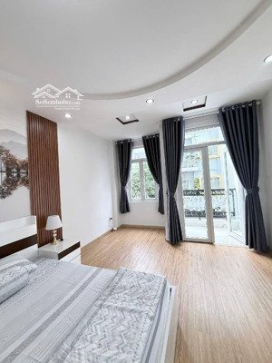 11 tỷ nhà 4 tầng trương quốc dung trung tâm phú nhuận