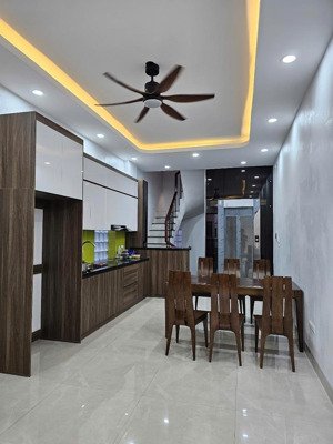 cực hot! pháo đài láng thang máy, ngõ thông, kinh doanh,ô tô đỗ gần, gần phố, nhà xây mới 45m2 4t