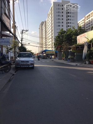 7.25 tỷ, nhà đẹp linh đông - thủ đức, hxh, 3 tầng, 3pn, 3wc.