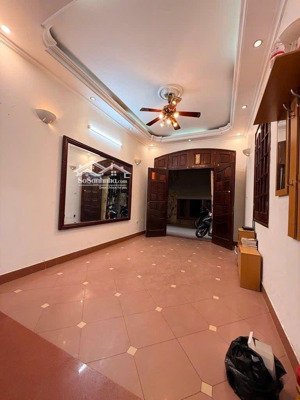 hàng hiếm tại đại la, 13,8 tỷ, 43m2, 4pn, 4 tầng dân xây lô góc 2 thoáng mặt ngõ kinh doanh