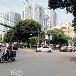 bán nhà khu bàu cát 2 tân bình, dt khủng 105m2 x 2 tầng, cách 2 căn ra mt - ngộp nặng giảm sâu