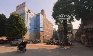 mảnh đất 215m2, mặt tiền 4.85m có vị đắc địa có 102 tại phố chùa thông - phường sơn lộc