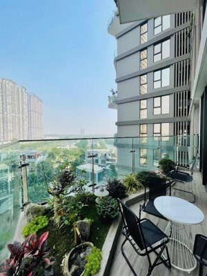 thay đổi kế hoạch nên cần bán can 2n sân vườn sol ecopark full nội thất mới đẹp, decor tỉ mỉ