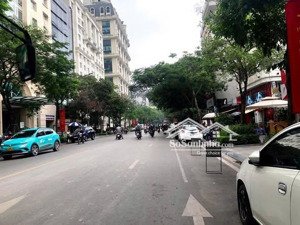 mặt phố hai bà trưng hk 5 tầng thang máy mt 5,2m 120 tỷ - nở hậu