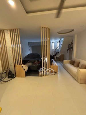 55m2,kể bên aeon bình tân, hxh,nhỉnh 5 tỷ, shr,hoàn công đủ