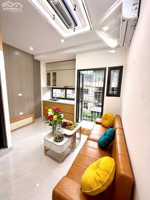 Bán căn hộ tập thể Nghĩa Tân nhà A25 diện tích 45m thiết kế 2 ngủ nhà sửa đẹp full đồ