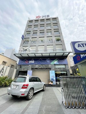 bán toà nhà mt lê quang định bình thạnh - dt 15x35m - hầm - 8 tầng - hđt 400 triệu - giá 110 tỷ