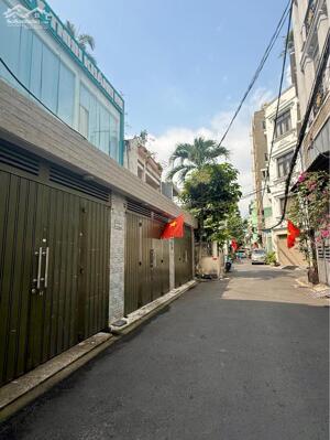 HẺM KINH DOANH NGÃ TƯ BẢY HIỀN - 4.5x20, 3 tầng, LEXUS 570 ĐỖ CỬA - CHỈ 11 TỶ.