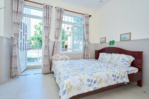 cho thuê nhà để ở, đi bộ ra biển bãi sau