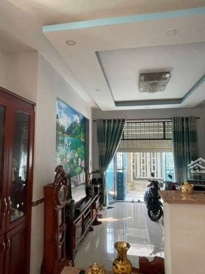 bán nhà 2 tầng, 4x14m, đường bà hom, 4pn, chỉ 4,45tỷ thương lượng chính chủ