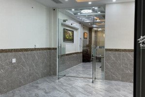 cho thuê toà nhà 7 tầng lý nam đế lô góc