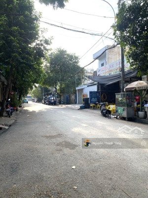 nhà 2 tầng vị trí kinh doanh đường 5m tân thới nhất 8, diện tích 152m2, ngang hơn 8m; khu phân lô