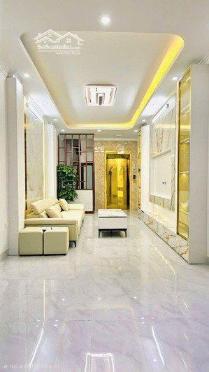 phân lô quân đội hoàng văn thái- ô tô cực gần- 2 thoáng- thang máy- tặng nội thất- chỉ nhỉnh 10 tỷ