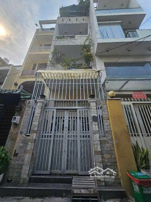 bán nhà đường bà hom,gần chợ phú lâm (3,5 x 19 x 4 tầng) 7,7 tỷ tl