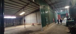 ct kho xưởng tây tựu, cạnh đh công nghiệp hn, dt 440m2, điện 3fa, xuất vat, xe công đỗ cửa, bảo vệ