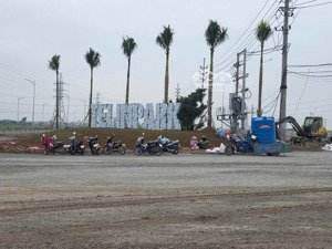 chính chủ bán đất dvht cụm cn telin kim bài dt 150m đương 24m xây 3t 1tum giá 24tr/m lh: 