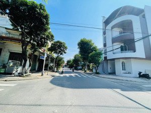 lô góc hai mặt tiền hai đường 7m5 thông biển nguyễn tất thành - trung tâm hoà minh liên chiểu