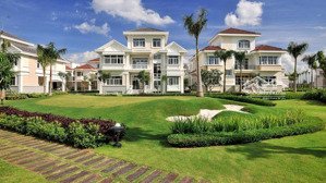 chủ gởi lô đất bán tại phú mỹ hưng, tông diên tich 294 mét vuông, đường 12m gia 88 tỷ, xây biệt thự