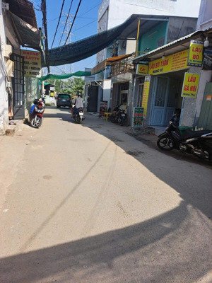 bán đất hẻm ô tô tránh ngay chợ phú thuận huỳnh tấn phát, quận 7, 100m2, 4.5x23m, giá nhỉnh 8 tỷ