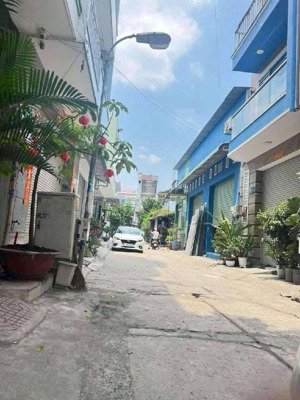 ngã tư bốn xã (76m2) - 3pn - 2 tầng - ngang khủng 8.5m - xe tải đậu cửa - có dòng tiền - chỉ 7 tỷ