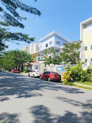 nhà mặt tiền 4 tầng view công viên - ngay đại học kinh tế - nguyễn văn linh - 5x20 - nhỉnh 8 tỷ