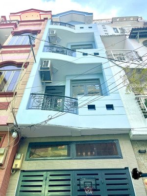 nhà đẹp ở ngay - hẻm xe hơi đổ cửa - 4 tầng 40m2 - nhỉnh 8 tỷ - trung tâm bình thạnh