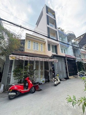 bán nhà hxh võ văn kiệt,quận 6 (5,2m x 15m x 2 tầng) 7,4 tỷ tl