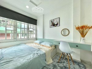 tòa nhà dòng tiền xã đàn 50m ra ô tô, 70mx19px dt~7%/năm, 3 thoáng vĩnh viễn, ngõ thông kd, pccc