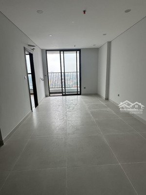 chính chủ cho thuê căn 2pn nguyên bản cđt dự án khai sơn city giá 7tr/tháng lh: 