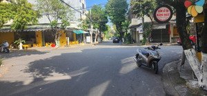 ngay sát ngã tư trung tâm, dòng tiền khủng, 80m2, mặt tiền hà huy giáp chỉ 10.6 tỷ hải châu.