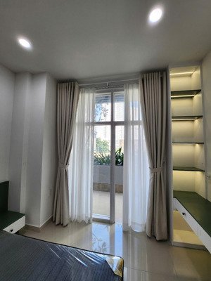 bán căn hộ offictel sunrise city north quận 7 | 36m2 không tính ban công sân vườn, full nội thất