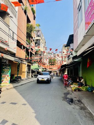 hot! nhà 4 tầng đường trần phú p7 quận 5 - 57m2, ngang 4.8m- 2 mặt hẻm xe hơi - chỉ 9.8 tỷ tl.