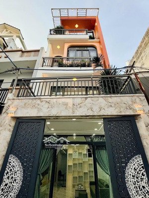 sát quận 1 - hẻm thông 6m - bùi hữu nghĩa, bình thạnh - giá 3 tỷ 150 triệu - cho thuê 16tr/tháng