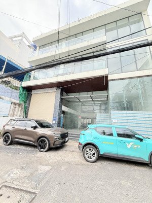 nhà 6 tầng nguyễn văn lượng đối diện cityland, siêu thị lotte, 320m2, 13.6x25m, có hầm, thang máy,