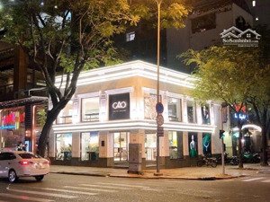 góc 2 mặt tiền ngang 9m - sử dụng hơn 300m2 - gần nhà thờ tân định số 74 hai bà trưng, quận 1