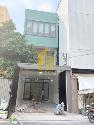 Nhà Trần Não 3 Lầu Sân Xe Hơi - Giá 26 Triệu