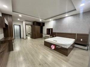 nhà phố 5x20m hoàn thiện sẵn cách 50m tới hồ sinh thái 3,6 ha. cần bán 20,5 tỷ hợp đồng mua bán hót