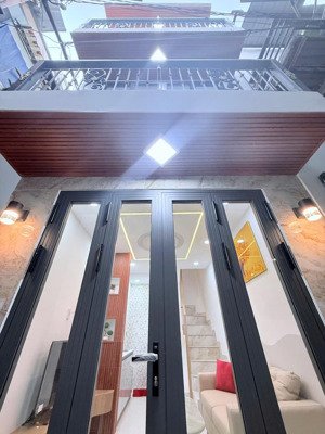 hàng hiếm tân phú - nhà riêng dưới 3 tỷ - đúc 2 lầu mới đẹp - 2pn, 3wc, nội thất đầy đủ vào ở ngay!