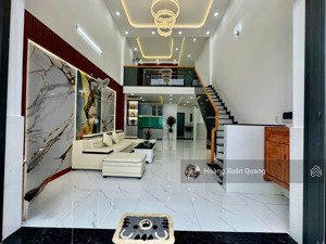 nhỉnh 4 tỷ nhà mới siêu đẹp 1/ngắn hiệp thành 13, hẻm xe hơi 4m. shr không lộ giới không quy hoạch