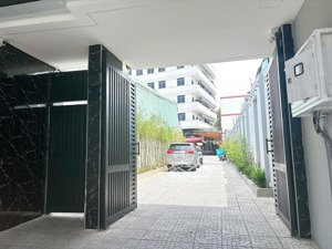 lì xì khủng đầu năm, miễn phí 100% tiền phòng tháng 2 ktx nam ngay sau đh ngân hàng