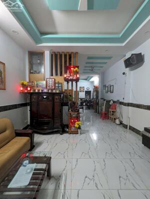  Ô TÔ NGỦ TRONG NHÀ – NHÀ MỚI 3 TẦNG HUỲNH THỊ HAI – NGANG LỚN 82M² – GIÁ CHỈ NHỈNH 6 TỶ