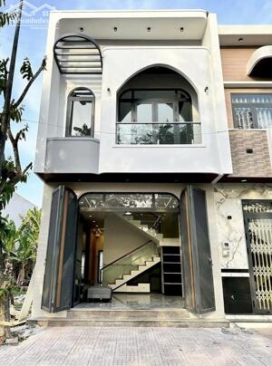 Nhà trệt lầu xây mới đường số 8 Khu Văn Hóa Tây Đô - Cái Răng Cần Thơ