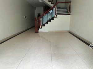 cho thuê 5 căn liền kề quanh cầu diễn, hồ tùng mậu, oto tải đỗ cửa