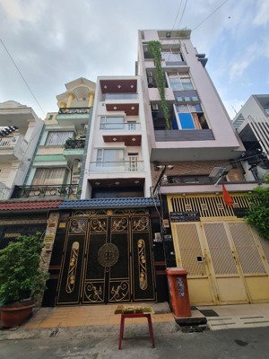 siêu phẩm 4 tầng lê văn quới- đường nhựa 8m- dt 4 x 17,5m (70 m2), kết cấu 1 trệt 3 lầu, có tầng