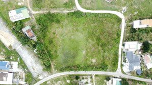 cần tiền làm ăn bán nhanh lô 5000m2 full thổ cư tại xã vạn hưng bắc vân phong lh: 